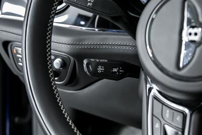 2021 Bentley Bentayga V8   - Photo 30 - Joliet, IL 60435