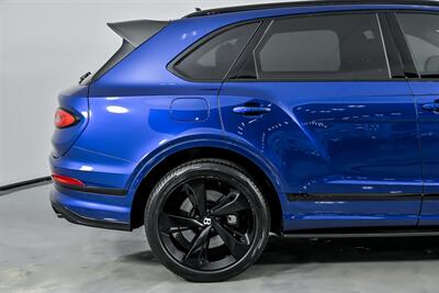 2021 Bentley Bentayga V8   - Photo 13 - Joliet, IL 60435