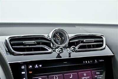 2021 Bentley Bentayga V8   - Photo 32 - Joliet, IL 60435