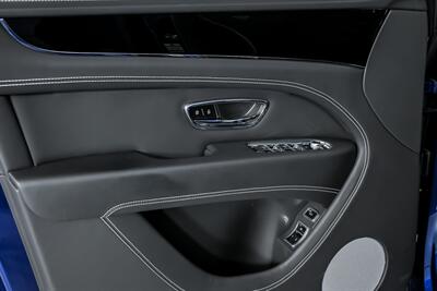 2021 Bentley Bentayga V8   - Photo 18 - Joliet, IL 60435