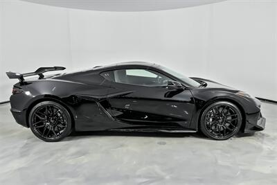 2023 Chevrolet Corvette Z06 3LZ-MASSIVE $150K MSRP - Photo 14 - Joliet, IL 60435