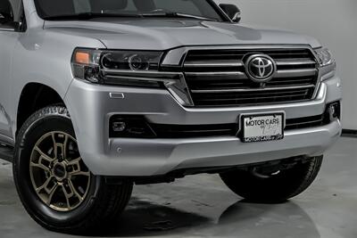 2021 Toyota Land Cruiser Heritage Edition - Photo 3 - Joliet, IL 60435
