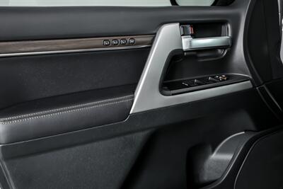 2021 Toyota Land Cruiser Heritage Edition - Photo 17 - Joliet, IL 60435