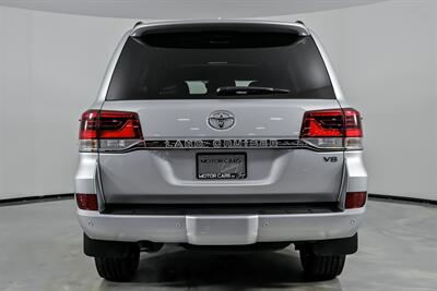 2021 Toyota Land Cruiser Heritage Edition - Photo 11 - Joliet, IL 60435