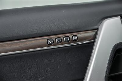 2021 Toyota Land Cruiser Heritage Edition - Photo 18 - Joliet, IL 60435