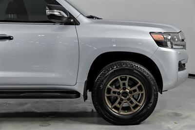 2021 Toyota Land Cruiser Heritage Edition - Photo 15 - Joliet, IL 60435