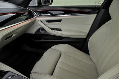 2022 BMW M5 COMPETITION   - Photo 39 - Joliet, IL 60435