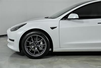 2023 Tesla Model 3 Long Range-WHITE ON WHITE!   - Photo 7 - Joliet, IL 60435