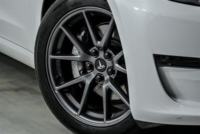 2023 Tesla Model 3 Long Range-WHITE ON WHITE!   - Photo 4 - Joliet, IL 60435