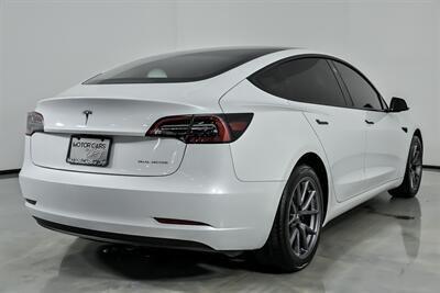 2023 Tesla Model 3 Long Range-WHITE ON WHITE!   - Photo 12 - Joliet, IL 60435