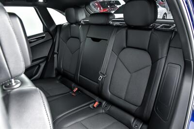 2022 Porsche Macan   - Photo 23 - Joliet, IL 60435