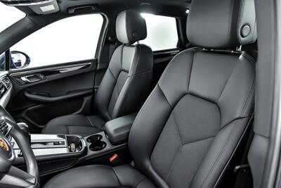 2022 Porsche Macan   - Photo 21 - Joliet, IL 60435
