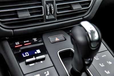 2022 Porsche Macan   - Photo 36 - Joliet, IL 60435