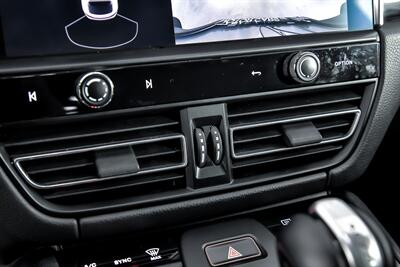 2022 Porsche Macan   - Photo 34 - Joliet, IL 60435