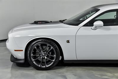 2021 Dodge Challenger R/T Scat Pack   - Photo 7 - Joliet, IL 60435