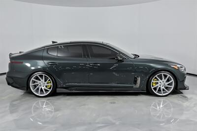 2023 Kia Stinger GT-Line   - Photo 14 - Joliet, IL 60435