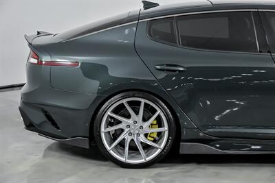 2023 Kia Stinger GT-Line   - Photo 13 - Joliet, IL 60435