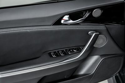 2023 Kia Stinger GT-Line   - Photo 18 - Joliet, IL 60435