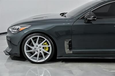 2023 Kia Stinger GT-Line   - Photo 7 - Joliet, IL 60435