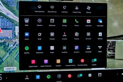 2023 Tesla Model S Plaid   - Photo 30 - Joliet, IL 60435
