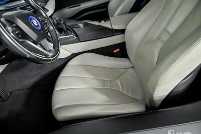 2015 BMW i8   - Photo 19 - Joliet, IL 60435