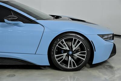 2015 BMW i8   - Photo 15 - Joliet, IL 60435