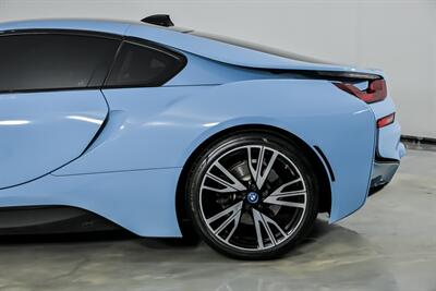 2015 BMW i8   - Photo 9 - Joliet, IL 60435