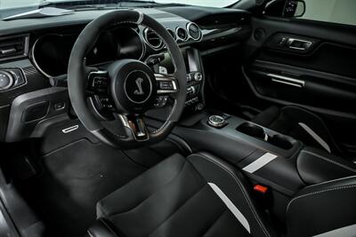 2021 Ford Mustang Shelby GT500-CFTP!   - Photo 19 - Joliet, IL 60435