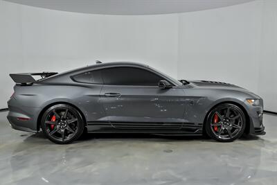 2021 Ford Mustang Shelby GT500-CFTP!   - Photo 14 - Joliet, IL 60435