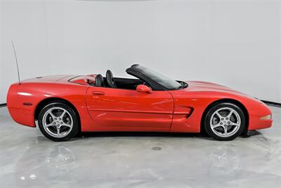 2002 Chevrolet Corvette   - Photo 14 - Joliet, IL 60435