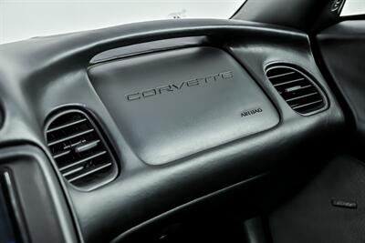 2002 Chevrolet Corvette   - Photo 34 - Joliet, IL 60435