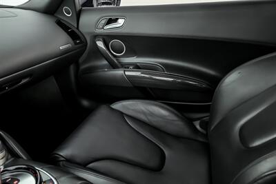 2014 Audi R8 4.2 quattro Spyder   - Photo 38 - Joliet, IL 60435