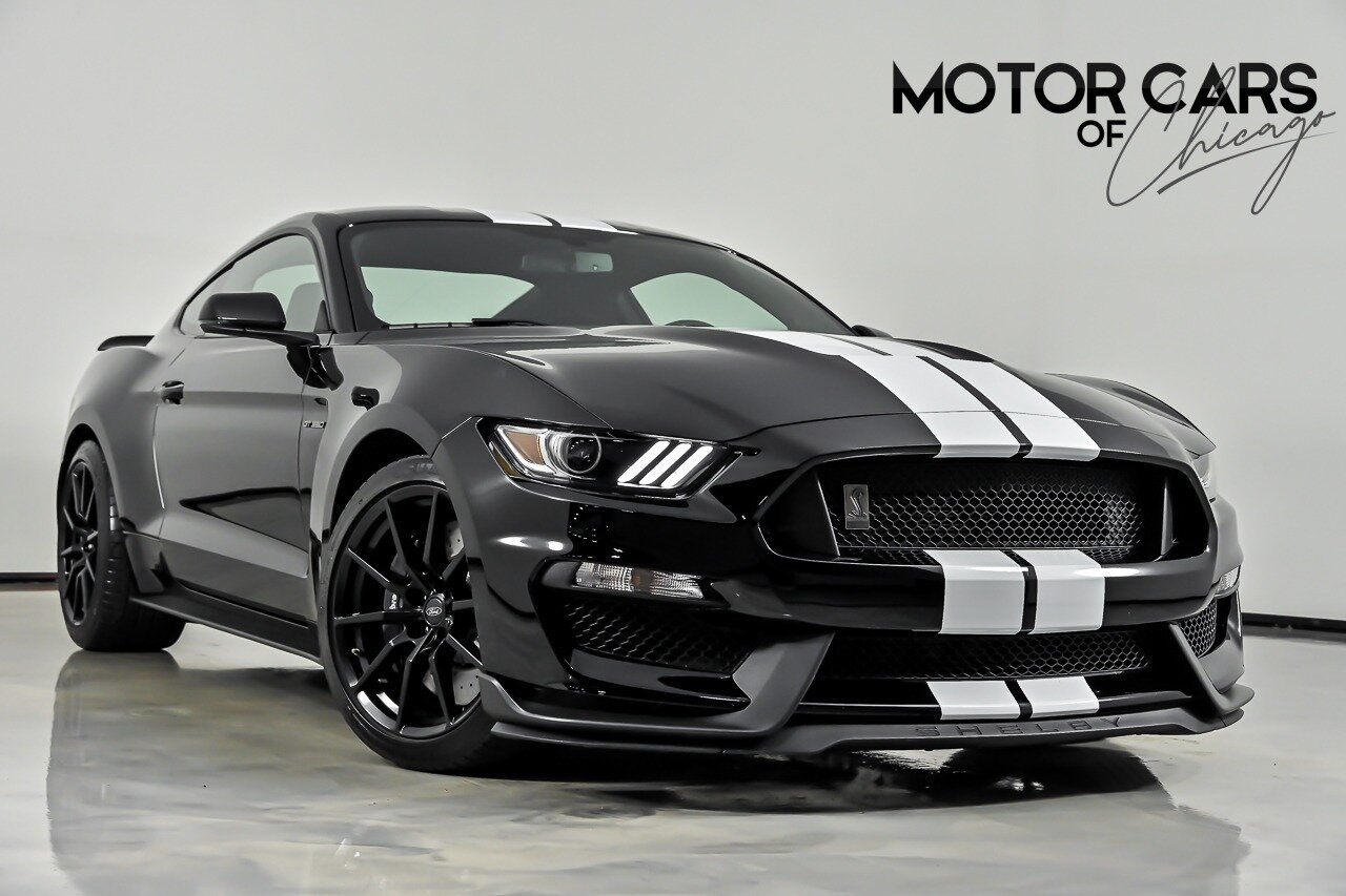 2017 Ford Mustang's photo
