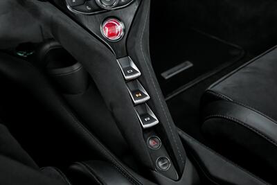 2019 McLaren 720S Performance   - Photo 35 - Joliet, IL 60435