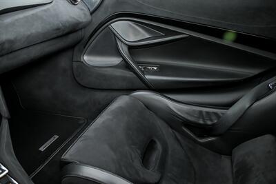 2019 McLaren 720S Performance   - Photo 36 - Joliet, IL 60435