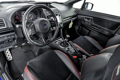 2019 Subaru WRX STI   - Photo 19 - Joliet, IL 60435