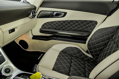 2013 Mercedes-Benz SLS AMG GT   - Photo 36 - Joliet, IL 60435