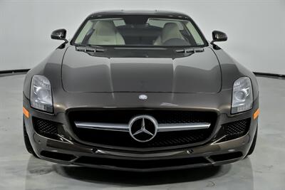 2013 Mercedes-Benz SLS AMG GT   - Photo 5 - Joliet, IL 60435