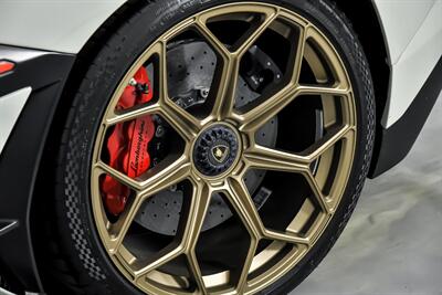 2020 Lamborghini Aventador LP 770-4 SVJ   - Photo 23 - Joliet, IL 60435