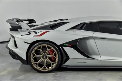 2020 Lamborghini Aventador LP 770-4 SVJ   - Photo 14 - Joliet, IL 60435