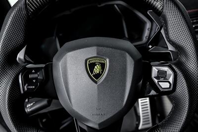 2020 Lamborghini Aventador LP 770-4 SVJ   - Photo 33 - Joliet, IL 60435