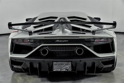 2020 Lamborghini Aventador LP 770-4 SVJ   - Photo 12 - Joliet, IL 60435