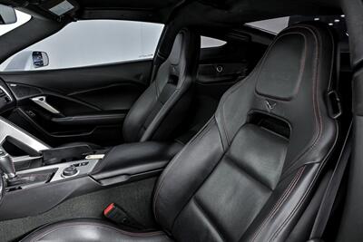2017 Chevrolet Corvette Z06   - Photo 23 - Joliet, IL 60435