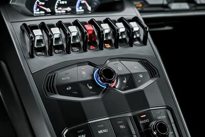 2017 Lamborghini Huracan LP 580-2 Spyder   - Photo 34 - Joliet, IL 60435