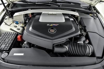 2014 Cadillac CTS-V -RARE MANUAL WAGON   - Photo 17 - Joliet, IL 60435