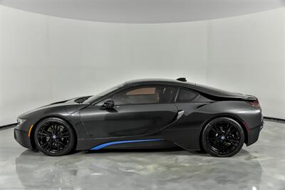 2015 BMW i8   - Photo 7 - Joliet, IL 60435