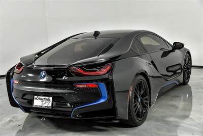 2015 BMW i8   - Photo 11 - Joliet, IL 60435