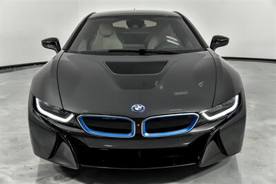 2015 BMW i8   - Photo 4 - Joliet, IL 60435