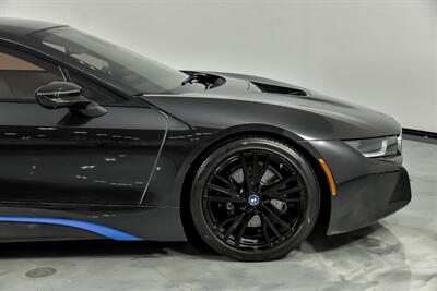 2015 BMW i8   - Photo 14 - Joliet, IL 60435