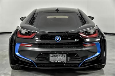 2015 BMW i8   - Photo 10 - Joliet, IL 60435